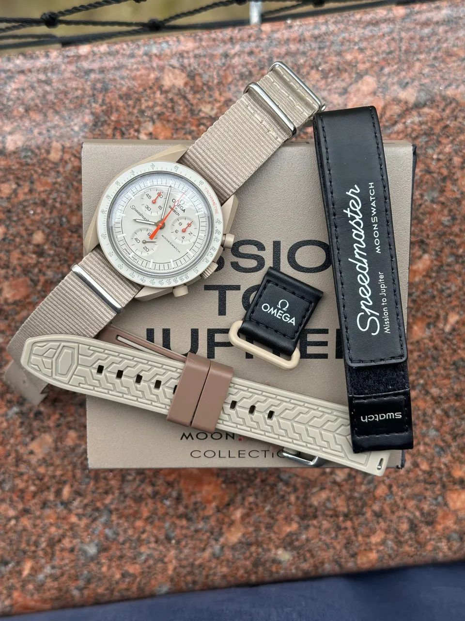 Omega X Swatch Júpiter - Acessórios - Pitangueiras, Guarujá