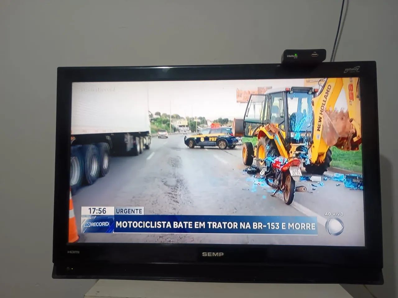 Vendo TV Semp Toshiba 35.polegadas  - Foto 2