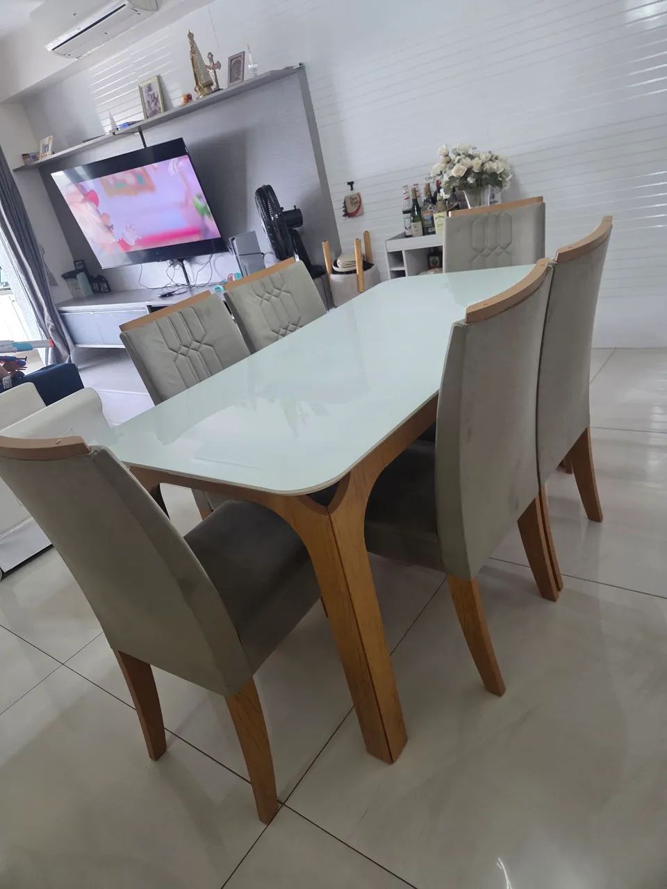 Vendo jogo de mesa novo - Foto 3