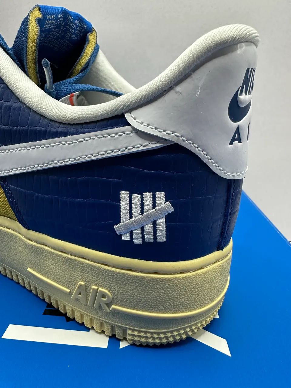 Nike Air force 1 undefeated  - Foto 3
