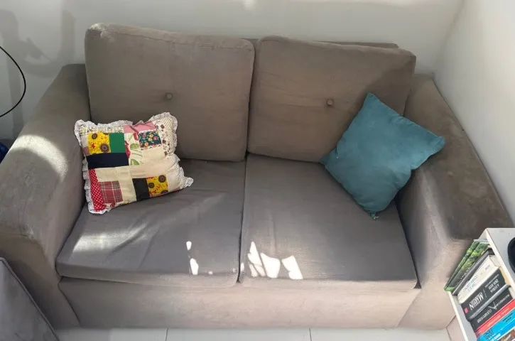 Sofá 2 lugares usado