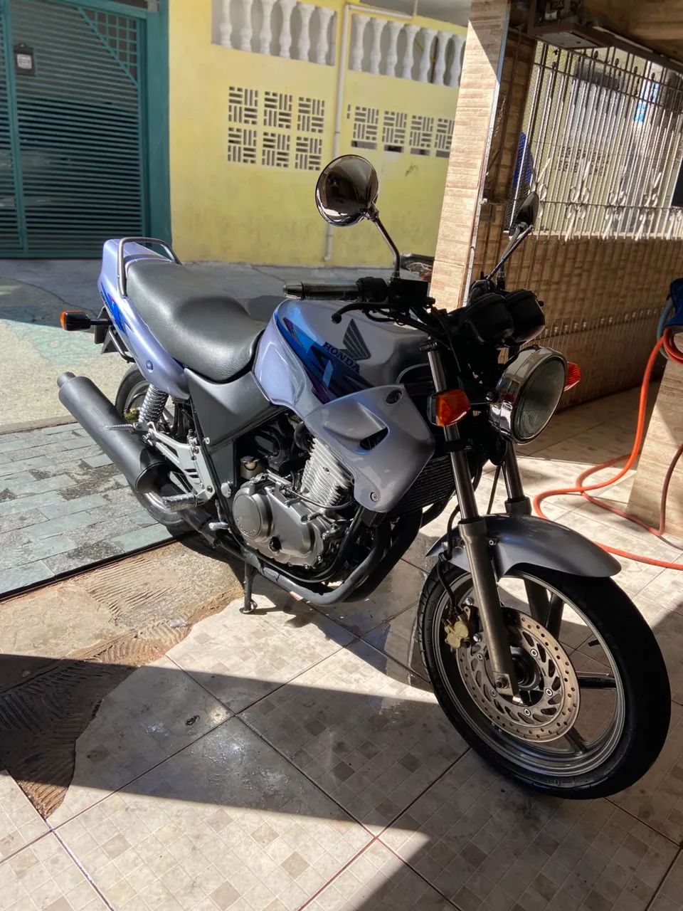 Moto nova 
