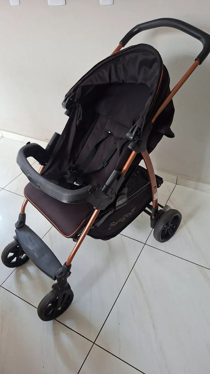 Carrinho de Bebê com Bebê Conforto Burigotto - Foto 2