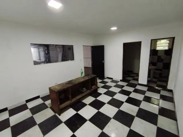Galpão em Jacareí 646 m2 A.C. - Foto 4
