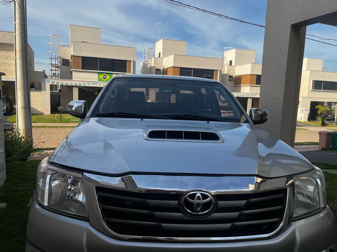 Toyota Hilux CD SRV D4-d 4X4 3.0 TDI Diesel AUT 2015