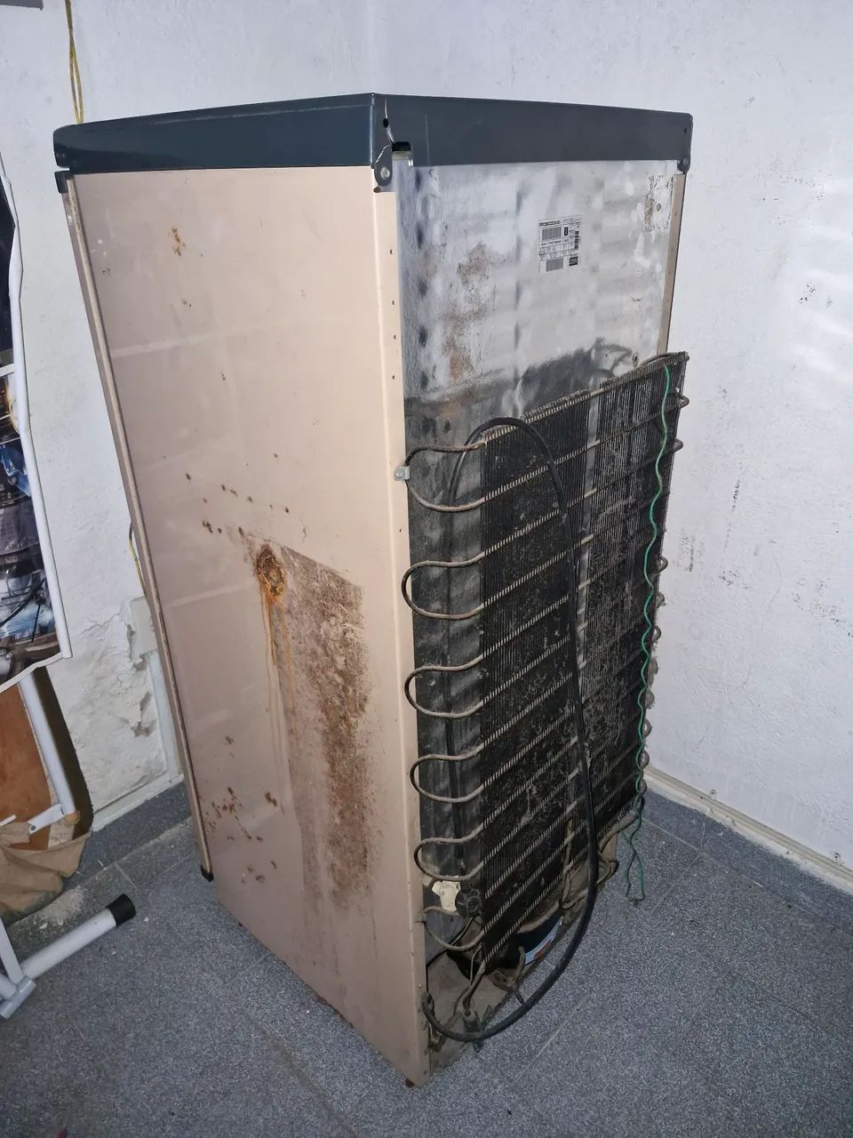 Freezer vertical 172litros 220V  - Foto 4