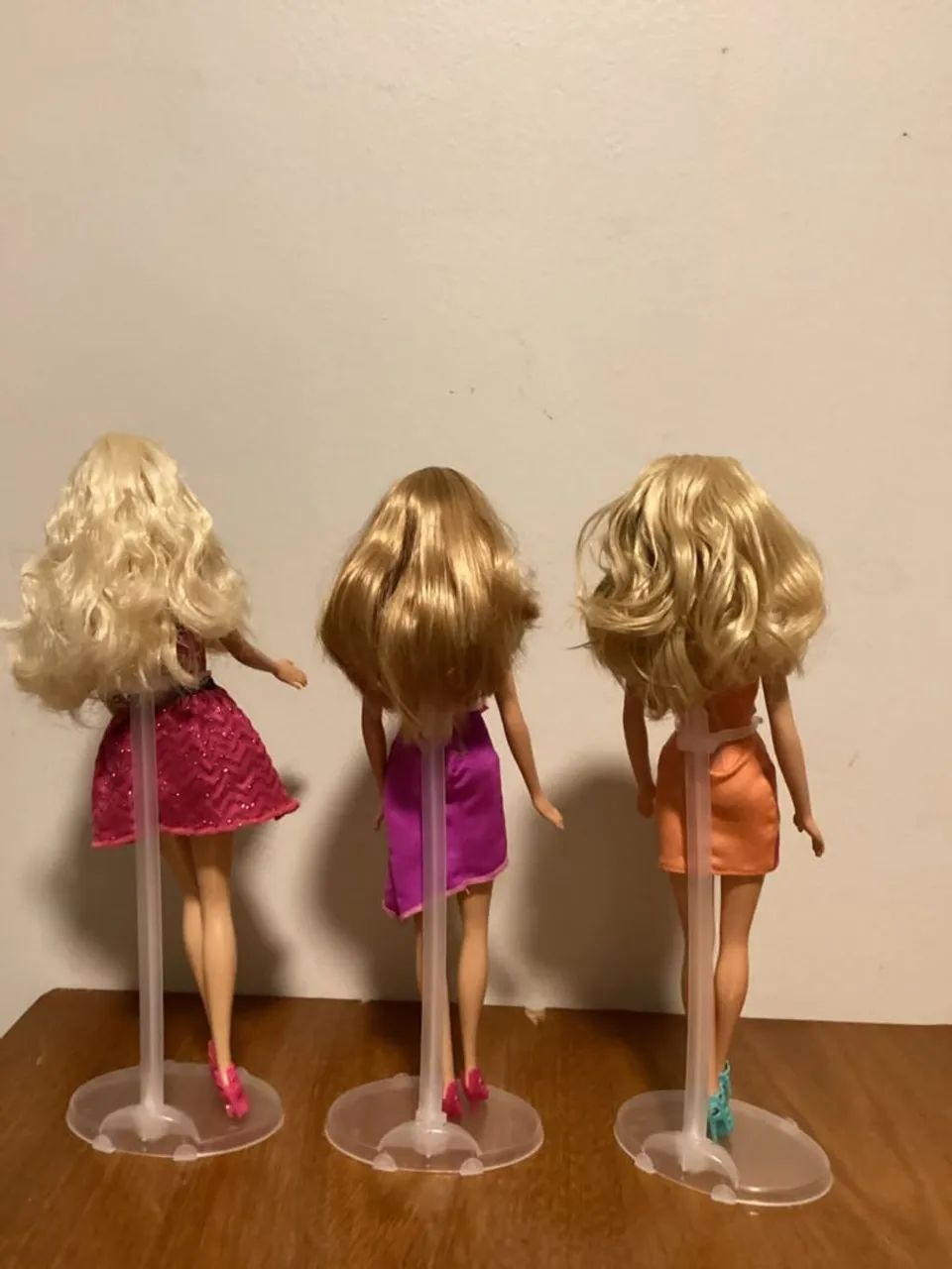Trio lote de Barbie em ótimo estado  - Foto 3