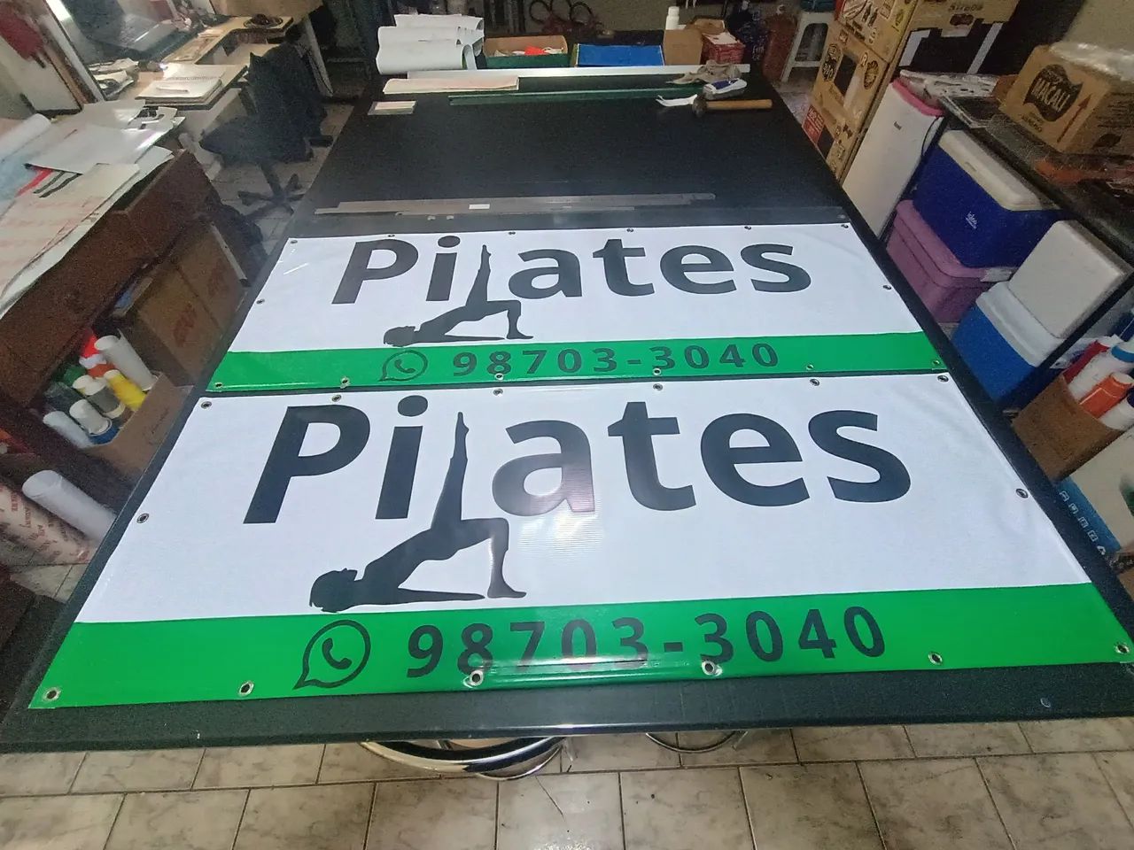 Adesivos, banners, plotagem, envelopamento. - Foto 4