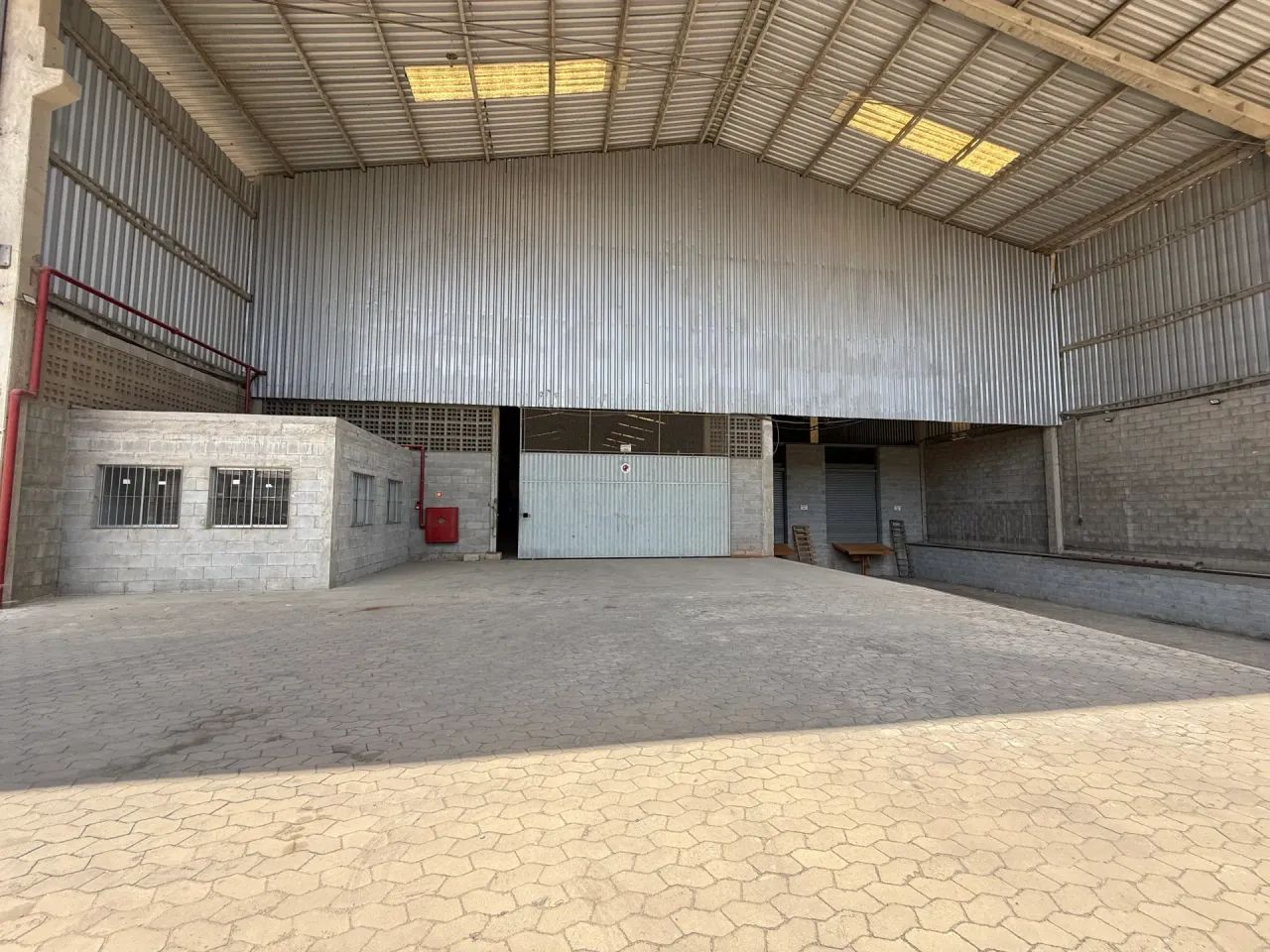 Imóvel para aluguel com 2400 metros quadrados em Civit II - Serra - ES - Foto 3