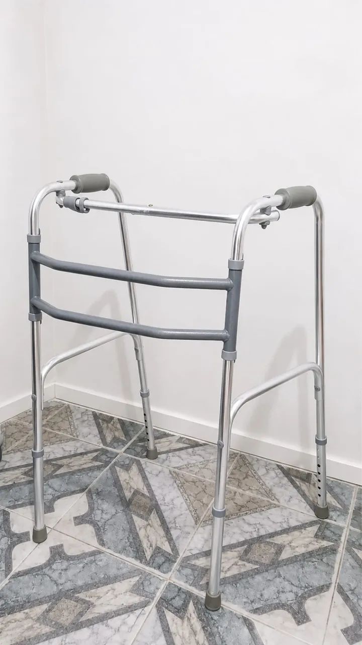 ANDADOR ORTOPÉDICO 
