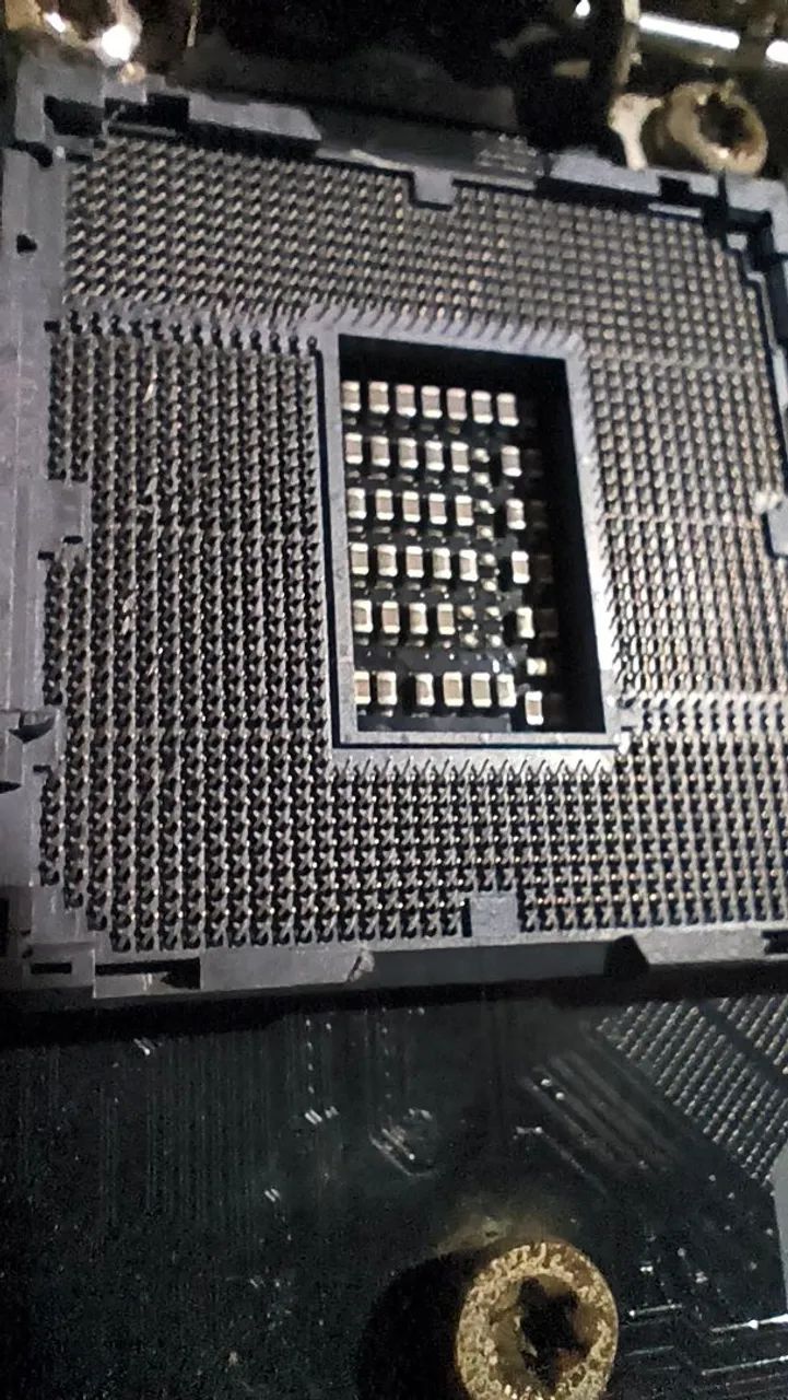 Placa mãe LGA 1200 para reparo. - Foto 3
