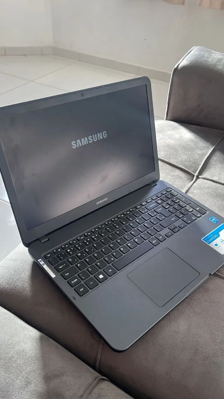 Vendo notebook Samsung  - Foto 2