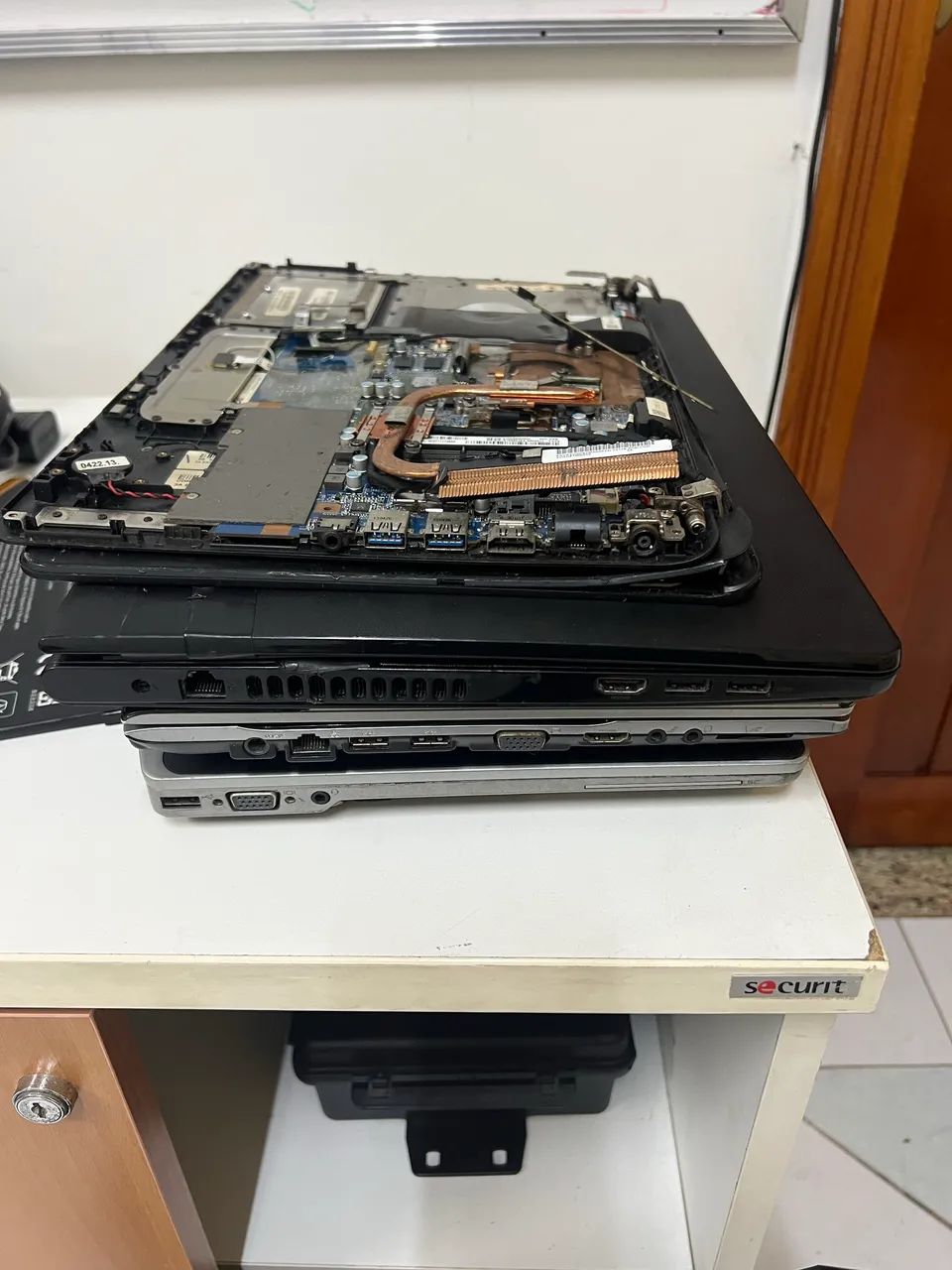 Notebook para quem conserta e retirar peças 