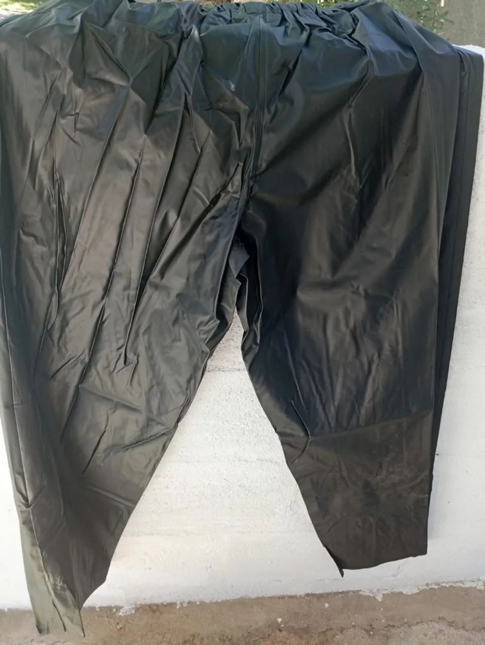 Vende-se Casaco e Calça de Chuva Nova  - Foto 2