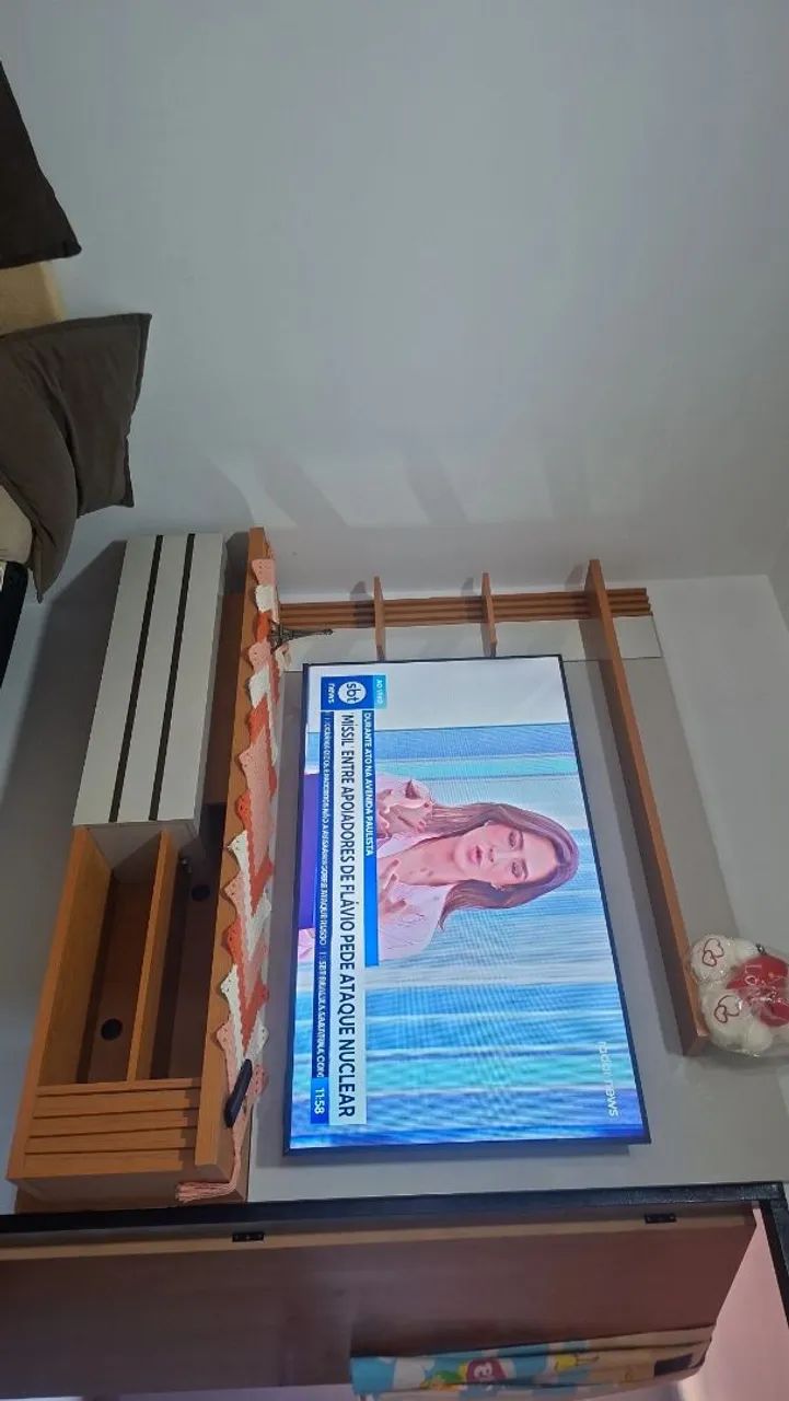 Vendo Painel mdf capacidade de TV de até 55 polegadas 