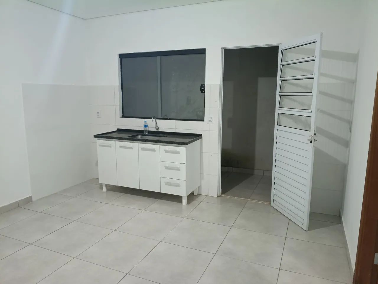 ALUGO KITINET E. BAURU . VILA FALCAO.PROX SUPERMERCADO CONFIANÇA  - Foto 4