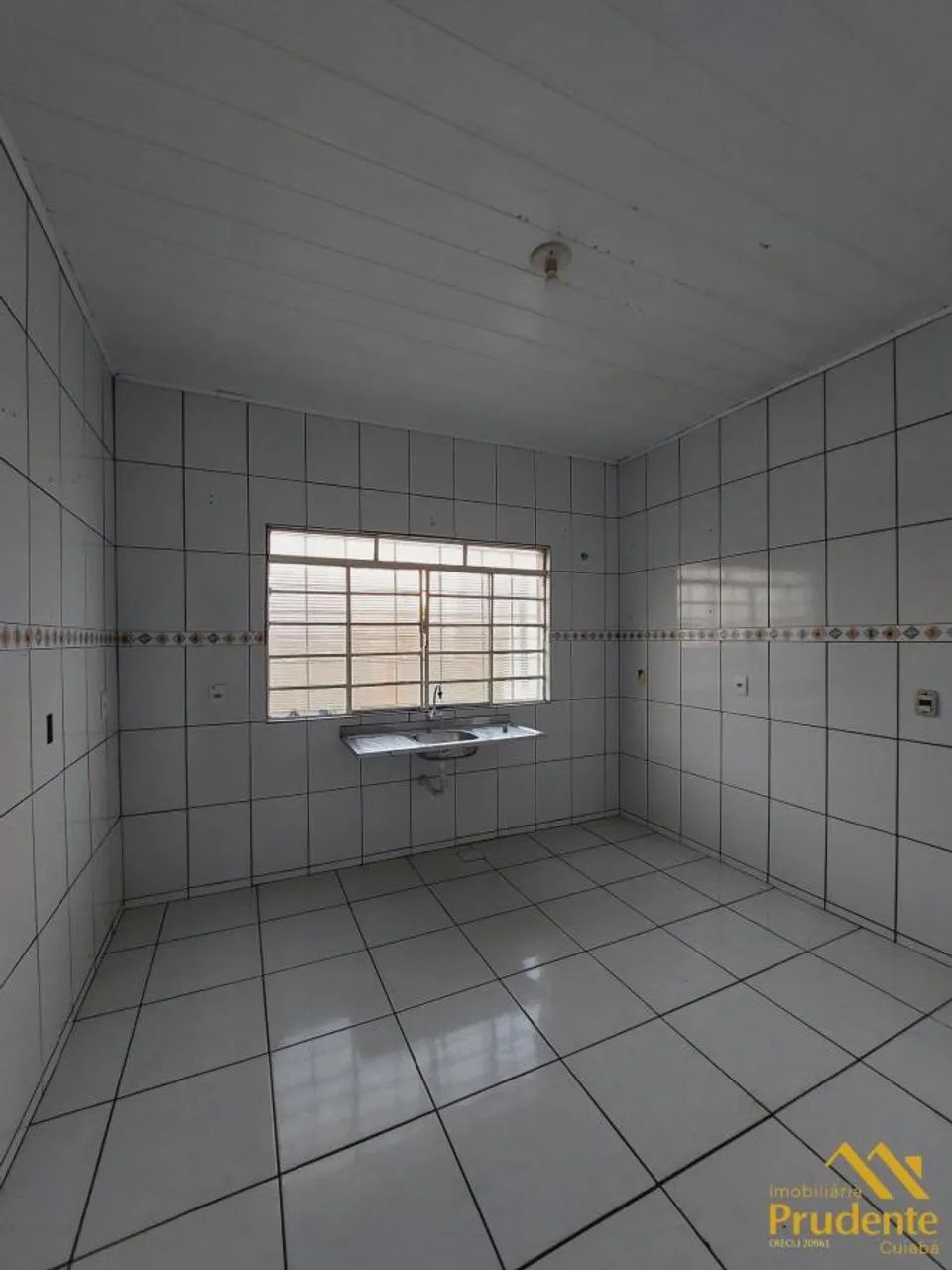 Comercial para Venda em Cuiabá, Cidade Alta, 5 dormitórios, 3 banheiros, 3 vagas - Foto 5
