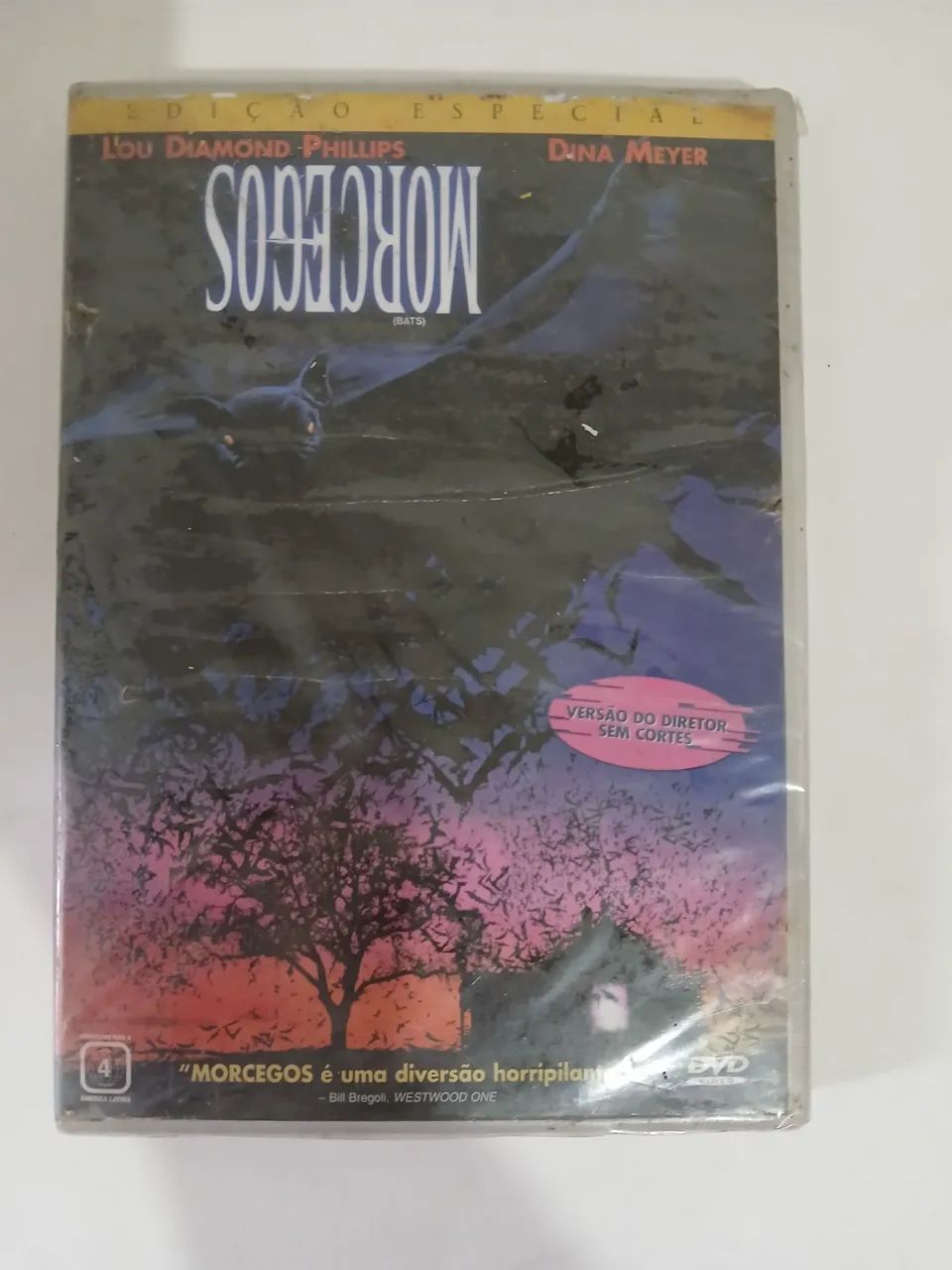 Raros Filmes DVDs lacrados O milagre veio do espaço, Morcegos e Scanners  - Foto 2