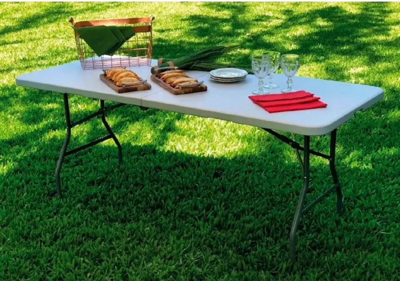 Portable Retractable Table64985887885187121