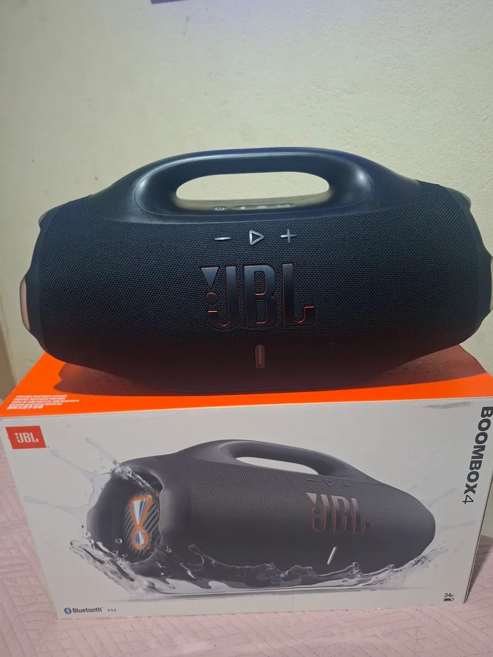Caixa JBL 4 