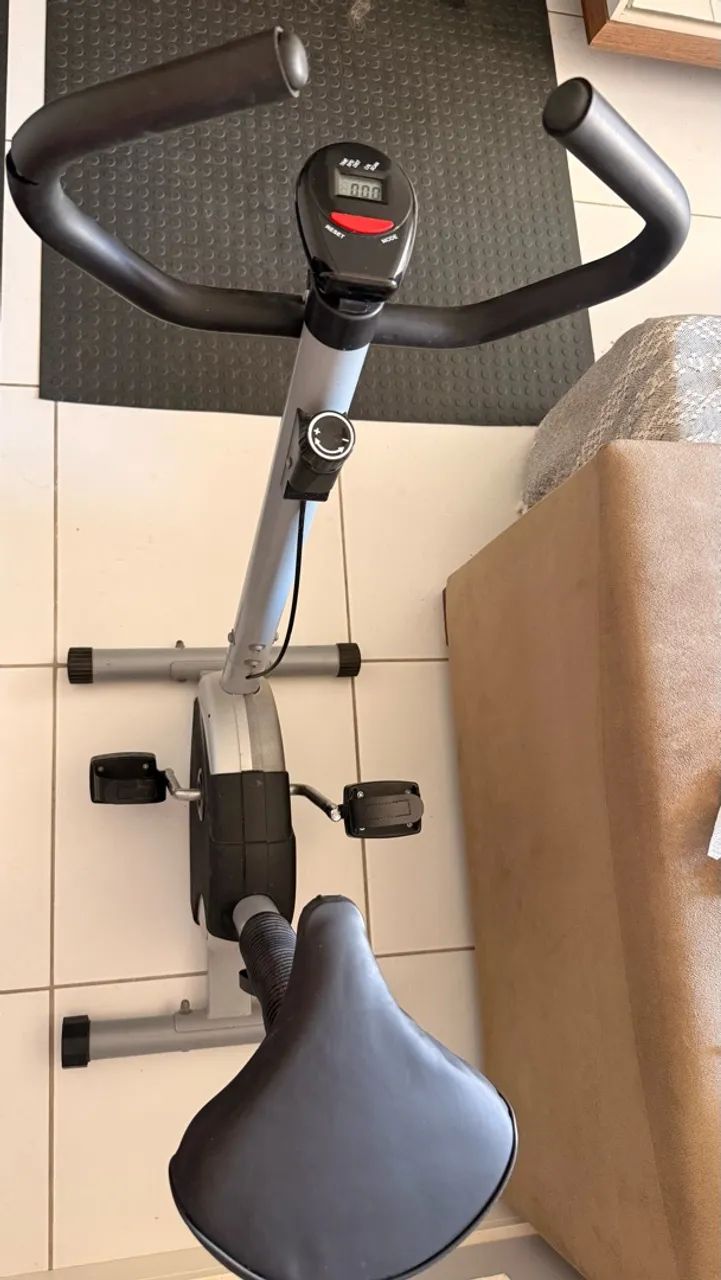 Vendo bicicleta ergométrica  - Foto 4
