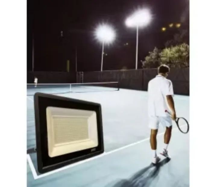 REFLETOR LED 1000W - BRANCO FRIO - Foto 2