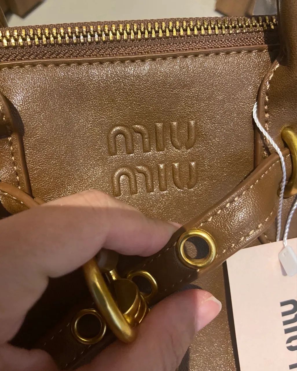 Bolsa Miu miu couro napa - lacrada  - Foto 4