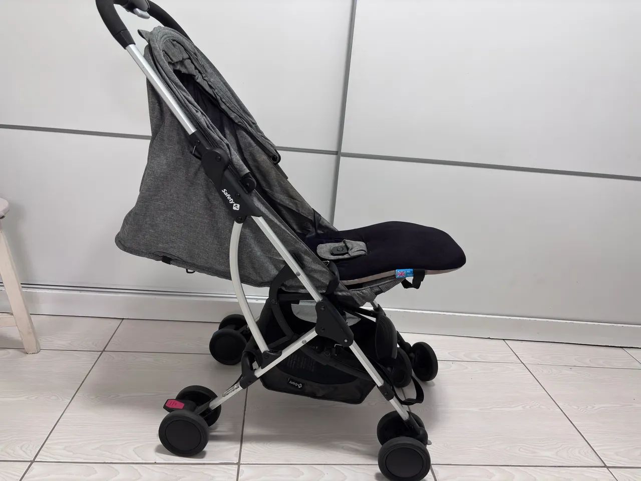 Carrinho de bebê safety 1st (Brinde Almofada para o Carrinho)