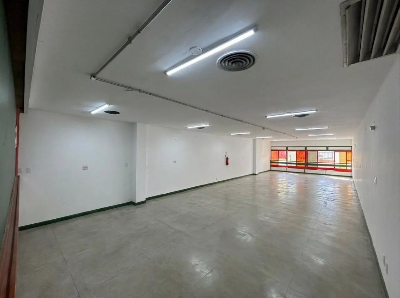 Salão Comercial 606m² na Rua Halfeld | Centro de Juiz de Fora - Foto 4