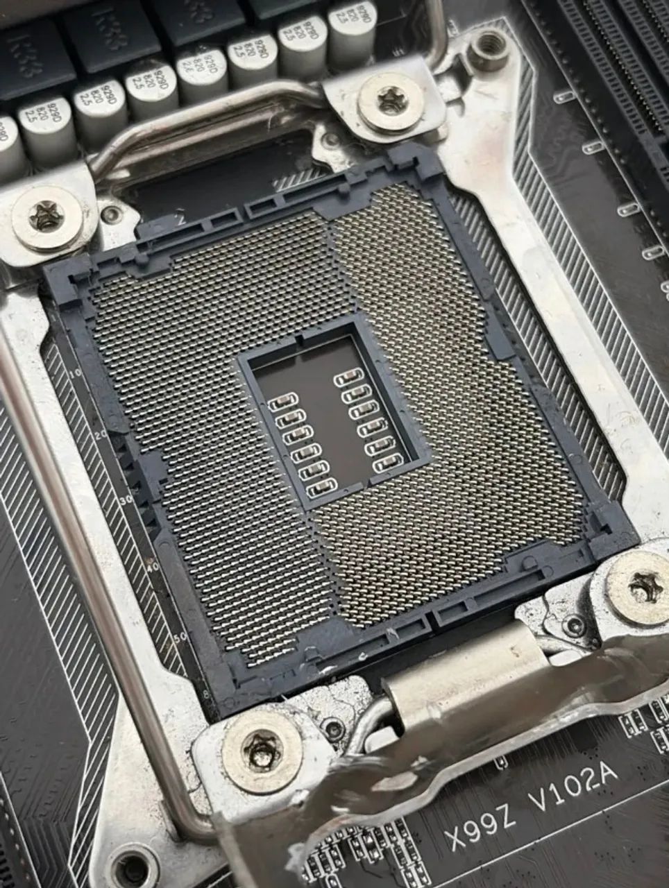 Kit Machinist Xeon DDR4 com processador Intel (BOX) - Foto 3