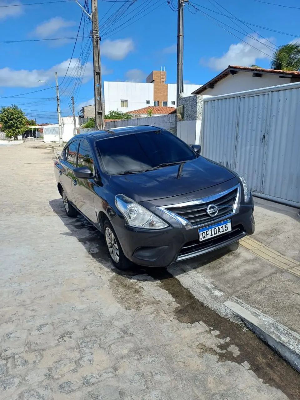 Nissan Versa 2016