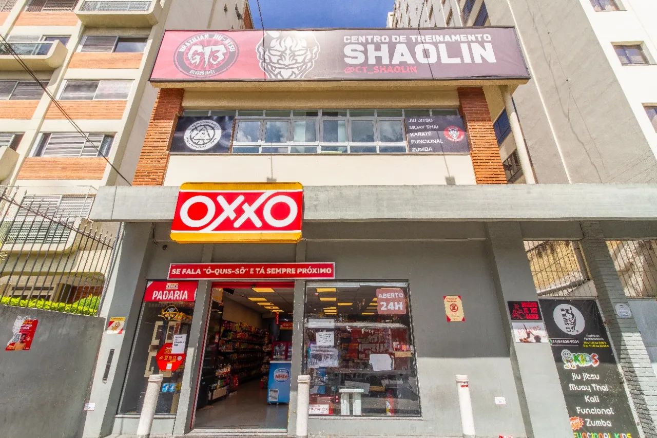 Loja para venda em Saúde com 6 banheiros, 415m²