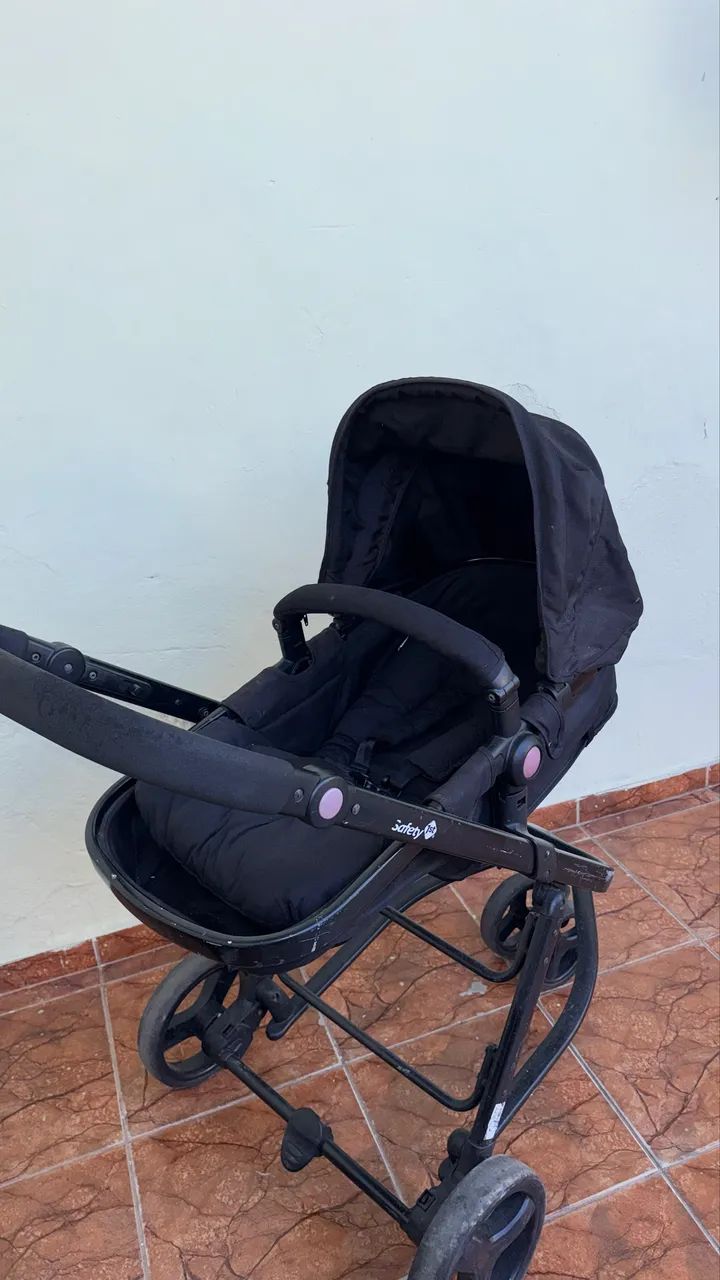 Vendo carrinho moises reclinável 