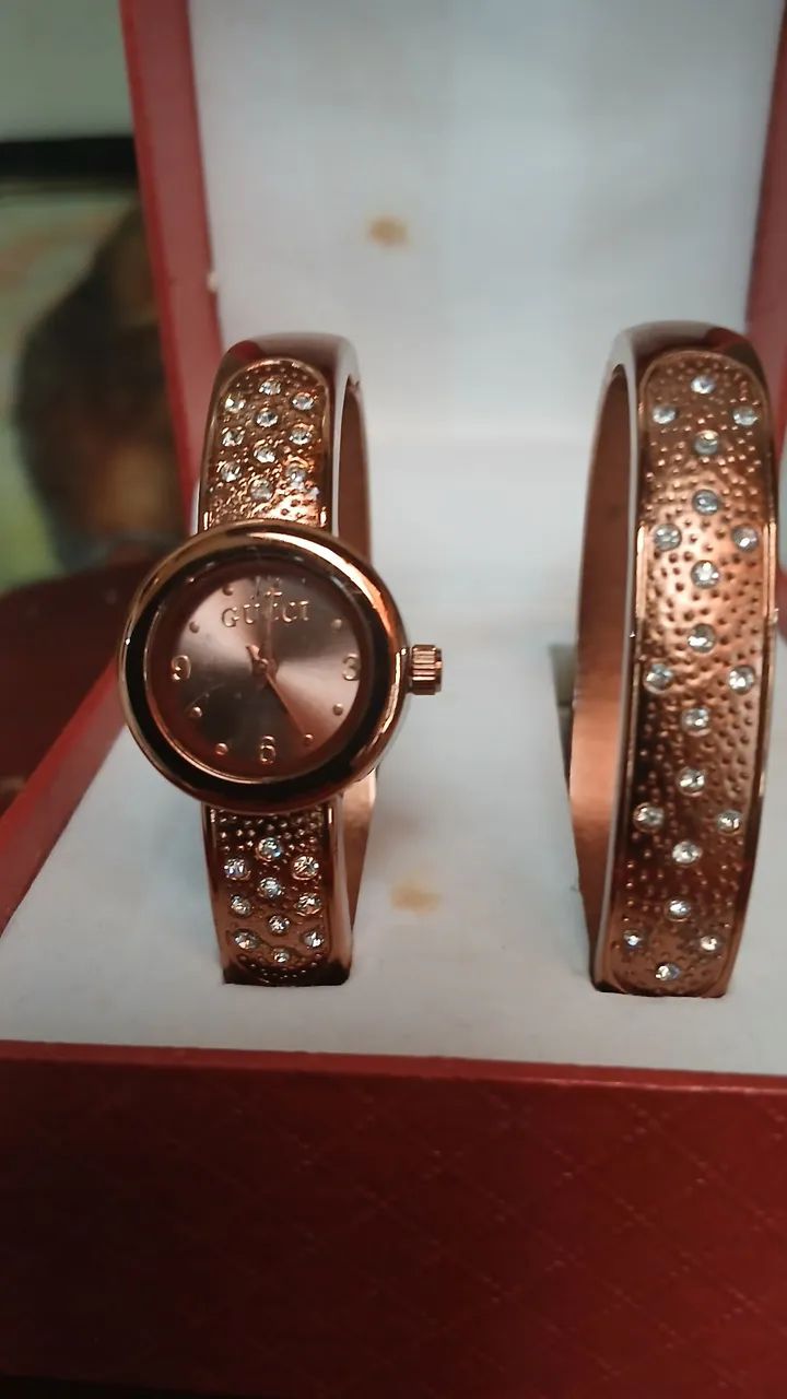 Relógio  e   Bracelete Gucci - Foto 3
