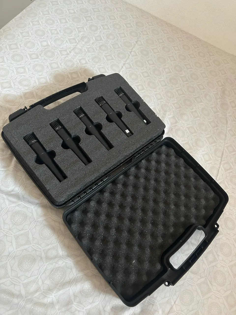 Kit de 5 Microfones Dinâmicos Arcano Renius-7 (Paralelo ao Shure SM57) excelente estado - Foto 4