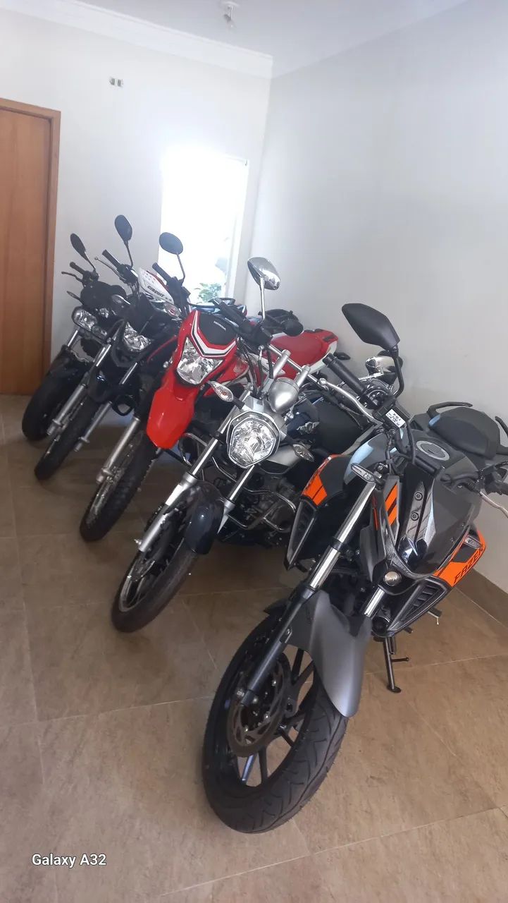 Fazer 250 connect 2025 com 350km
