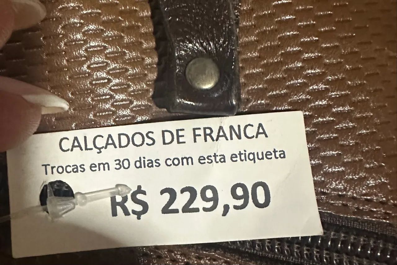  Vendo bota de couro  - Foto 3