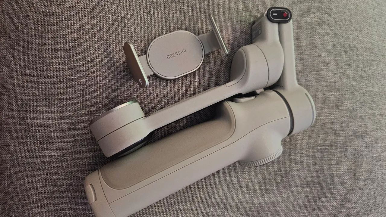 ESTABILIZADOR INSTA360 FLOW 2 PRO - Foto 2