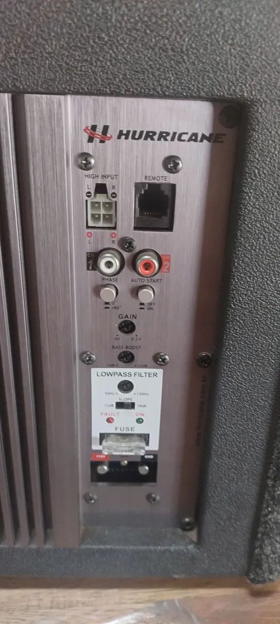 Caixa com Subwoofer Hurricane (amplificda) - Foto 3