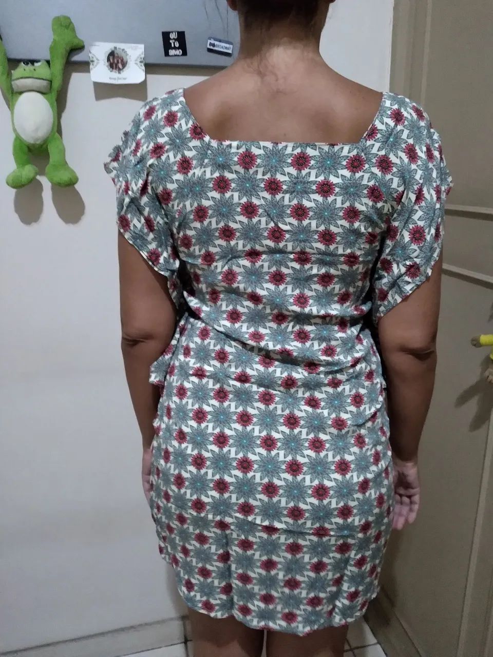 Vestidinho de tecido. Tam  P.  - Foto 5