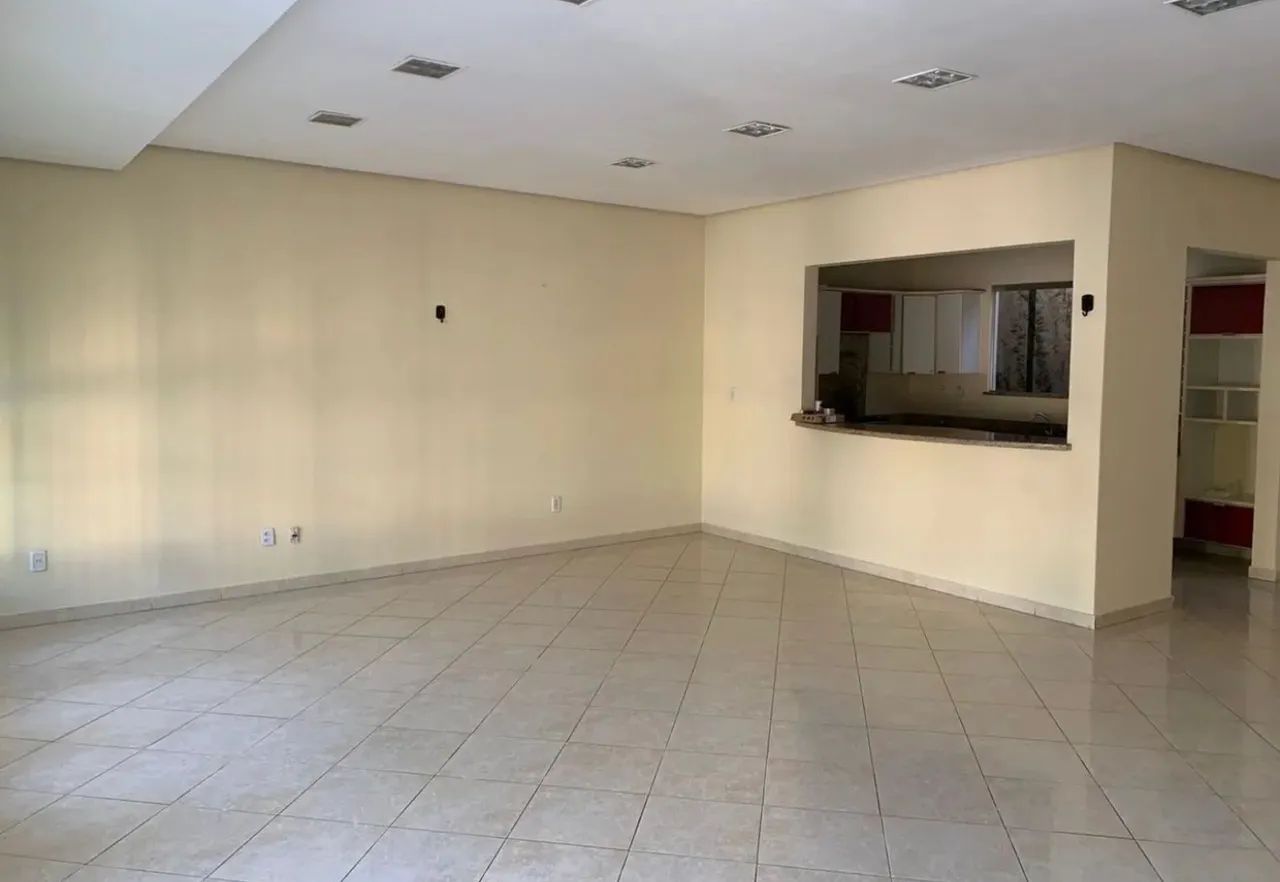 Casa no irmãos platon 