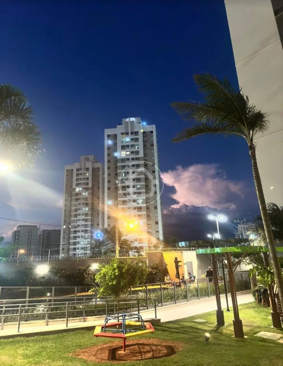 LINDO APARTAMENTO COM 2 SUÍTES - Foto 2
