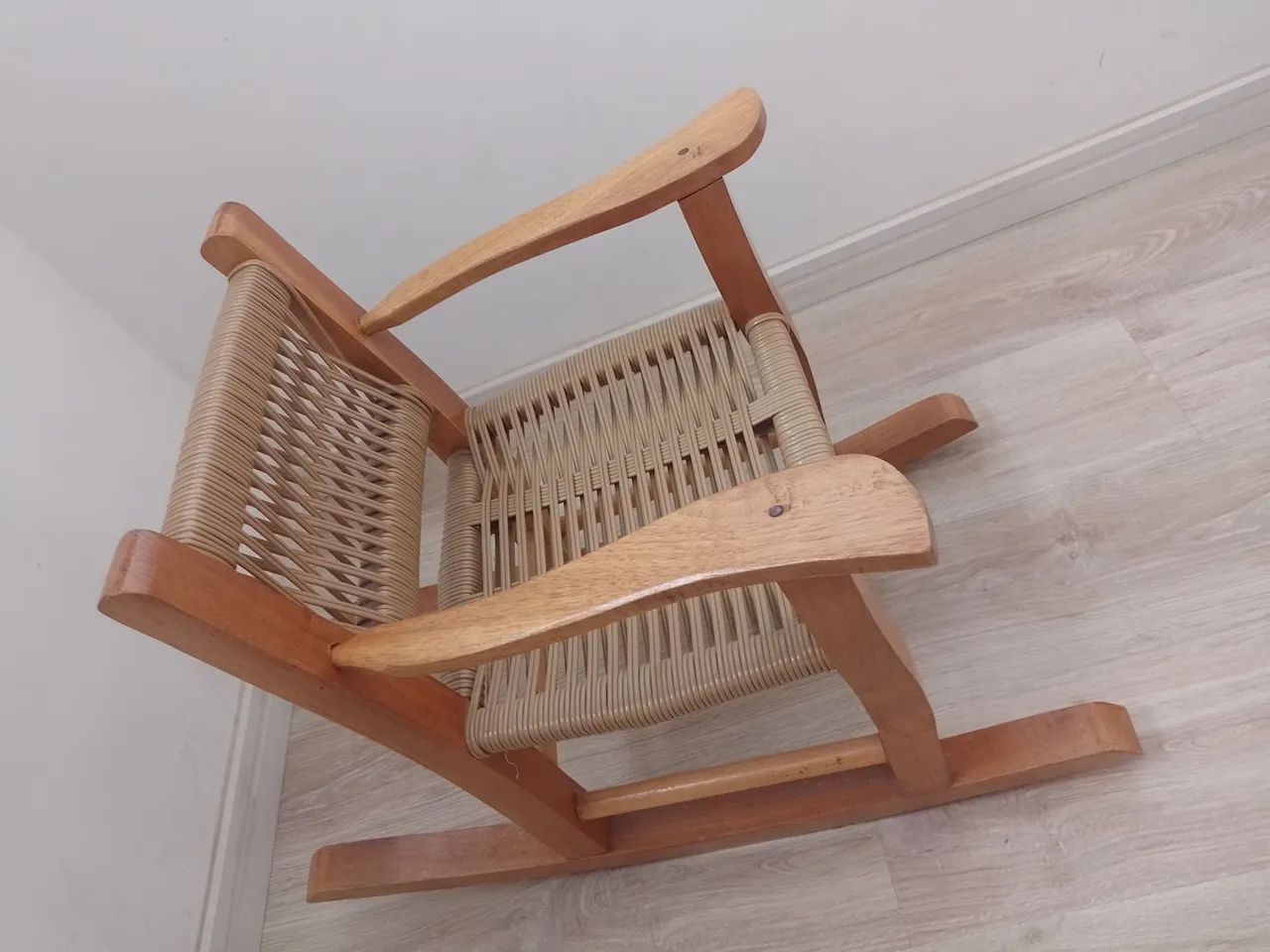 Cadeira infantil de balanço 