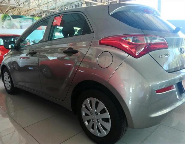 HYUNDAI HB20 1.0 COMFORT 12V FLEX 4P MANUAL - Foto 5