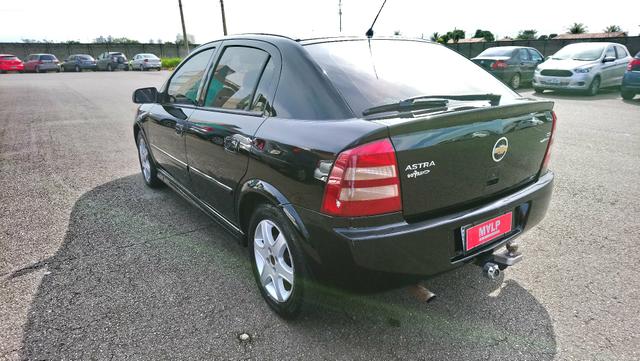 GM Astra Advantage - Foto 13