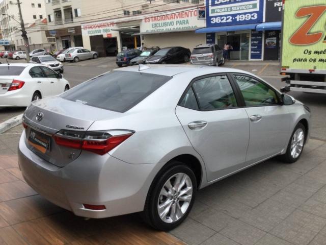 COROLLA 2017/2018 2.0 XEI 16V FLEX 4P AUTOMÁTICO - Foto 3