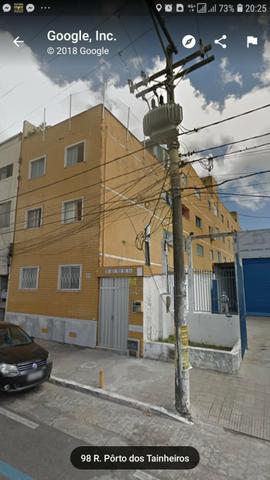 Alugo apartamento terceiro andar 2/4 na Ribeira antes do final de linha