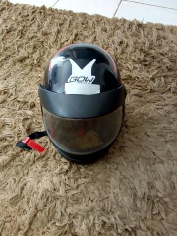 Capacete