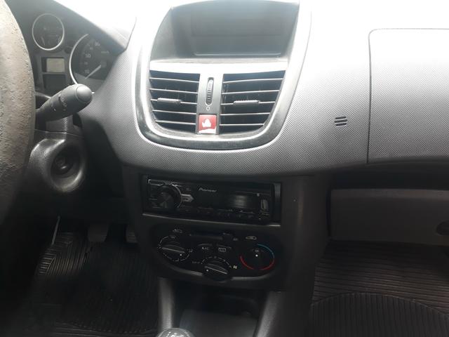 Peugeot 207 2009 - Foto 2