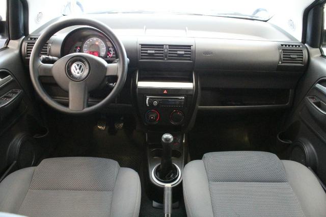 Volkswagen Fox 1.0 Total Flex - Foto 6